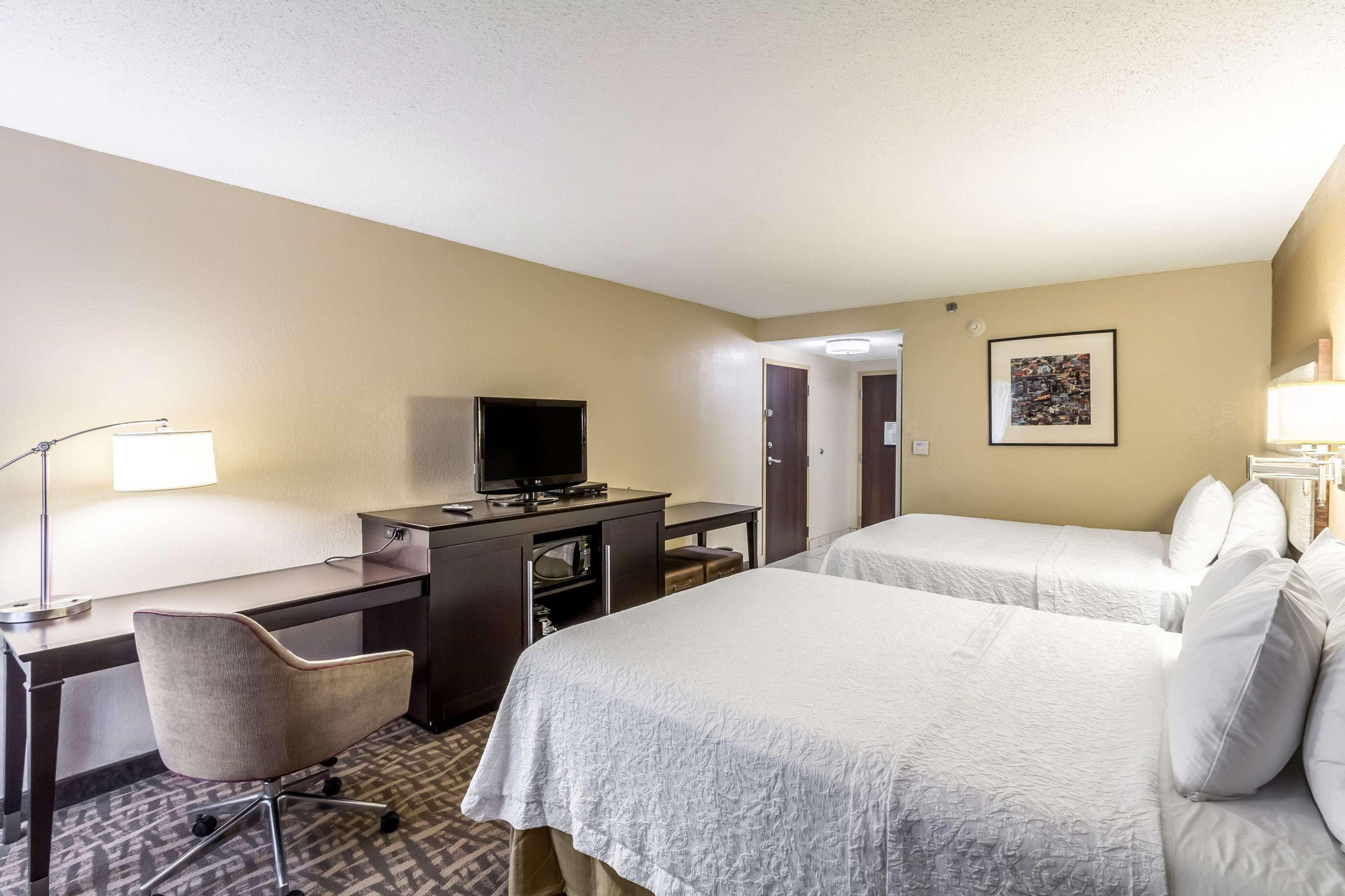 Hampton Inn Jackson Pearl Intrntl Airport Exterior foto